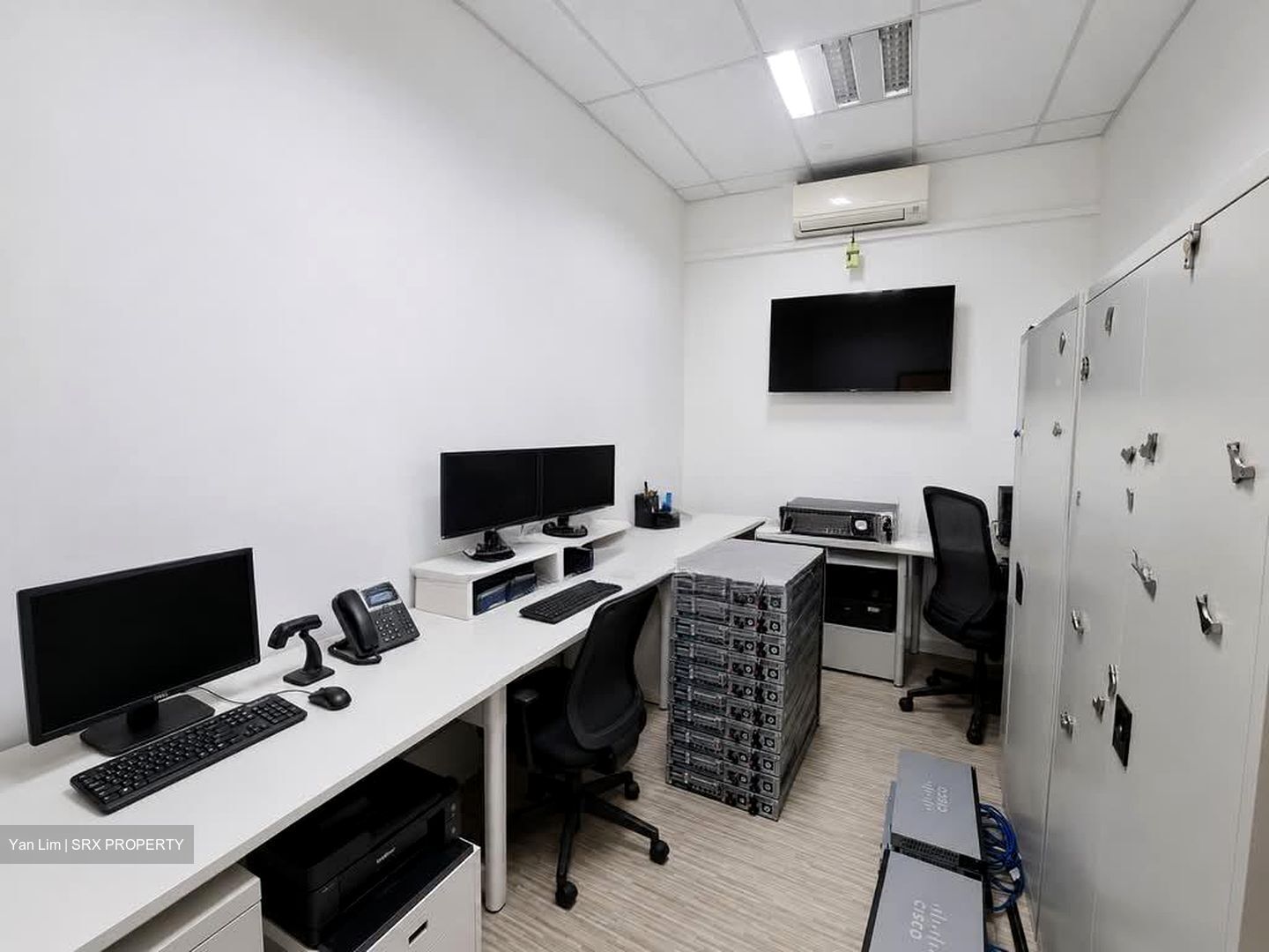 Oxley Bizhub (D14), Factory #575423731